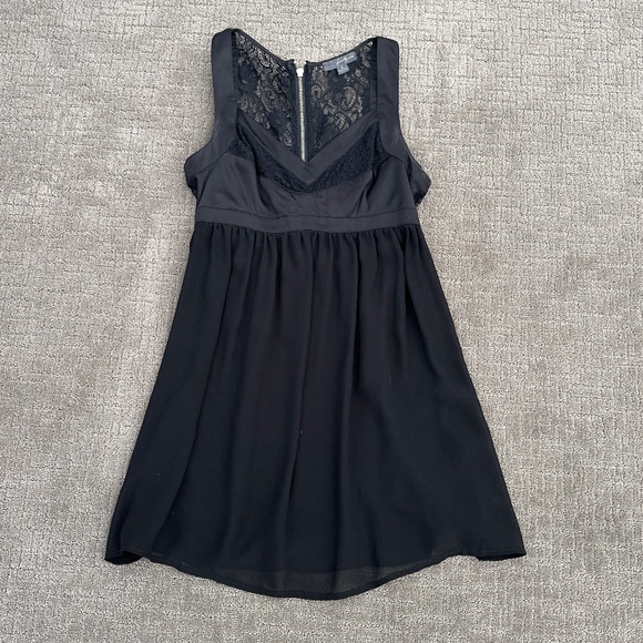 Forever 21 Dresses & Skirts - Black Mini Dress